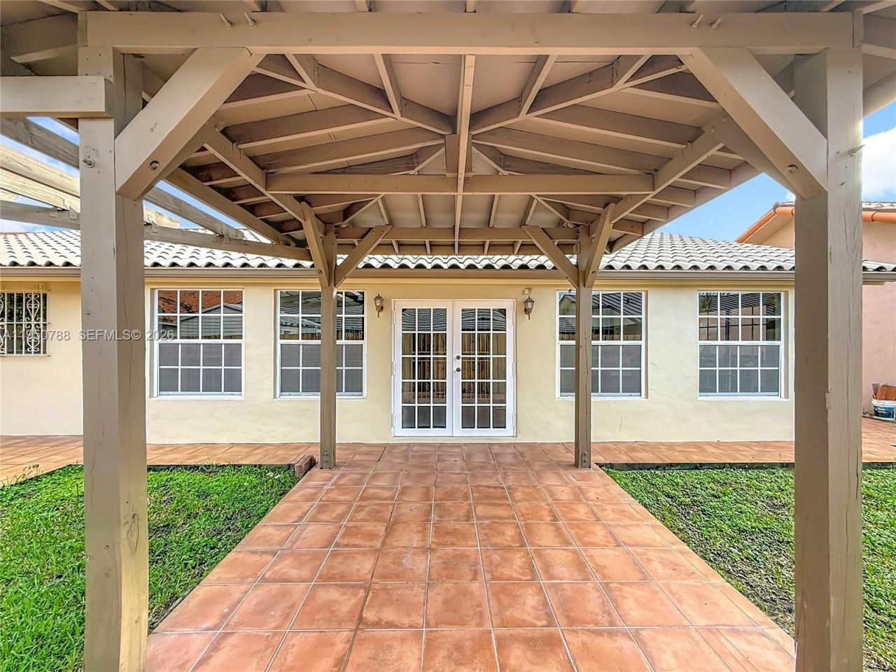 12787 NW 10th Ln, Miami, FL 33182 Photo