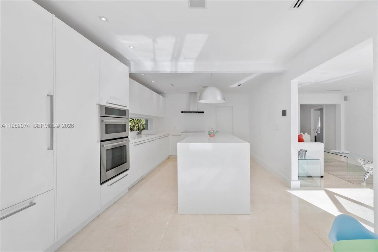 1430 N Baracoa Ave, Coral Gables, FL 33146 Photo