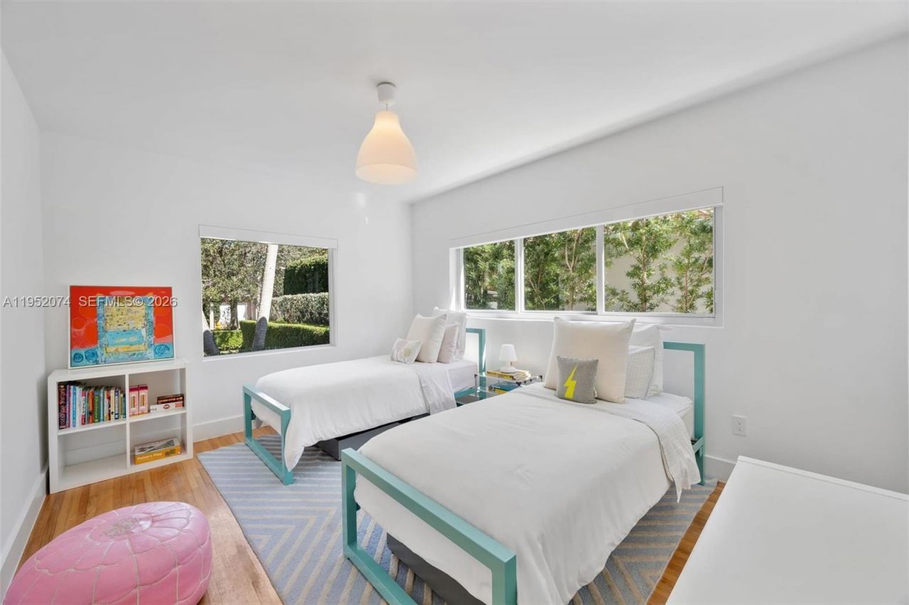 1430 N Baracoa Ave, Coral Gables, FL 33146 Photo