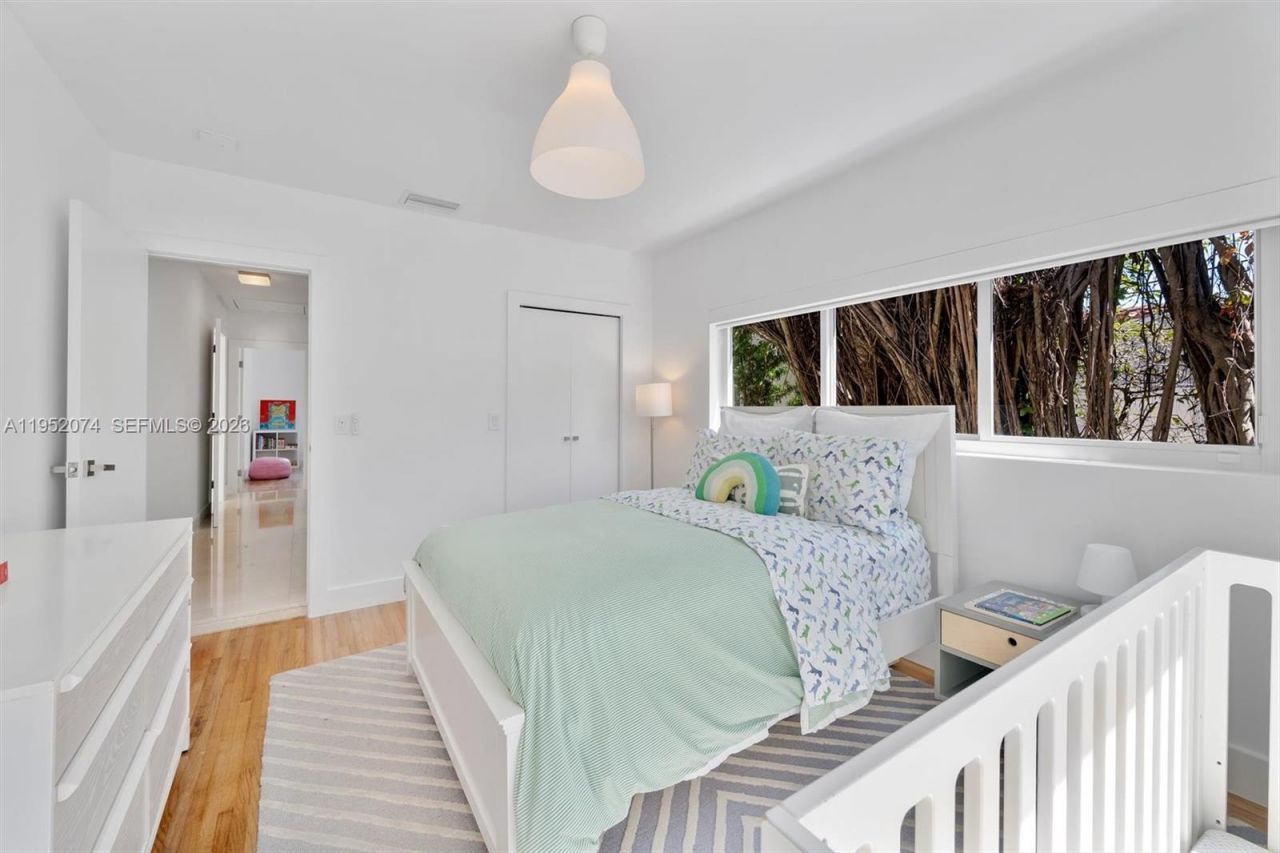 1430 N Baracoa Ave, Coral Gables, FL 33146 Photo