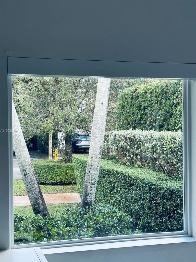 1430 N Baracoa Ave, Coral Gables, FL 33146 Photo