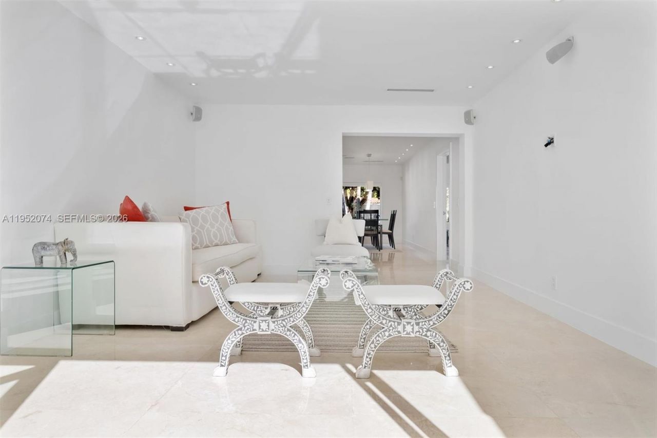 1430 N Baracoa Ave, Coral Gables, FL 33146 Photo