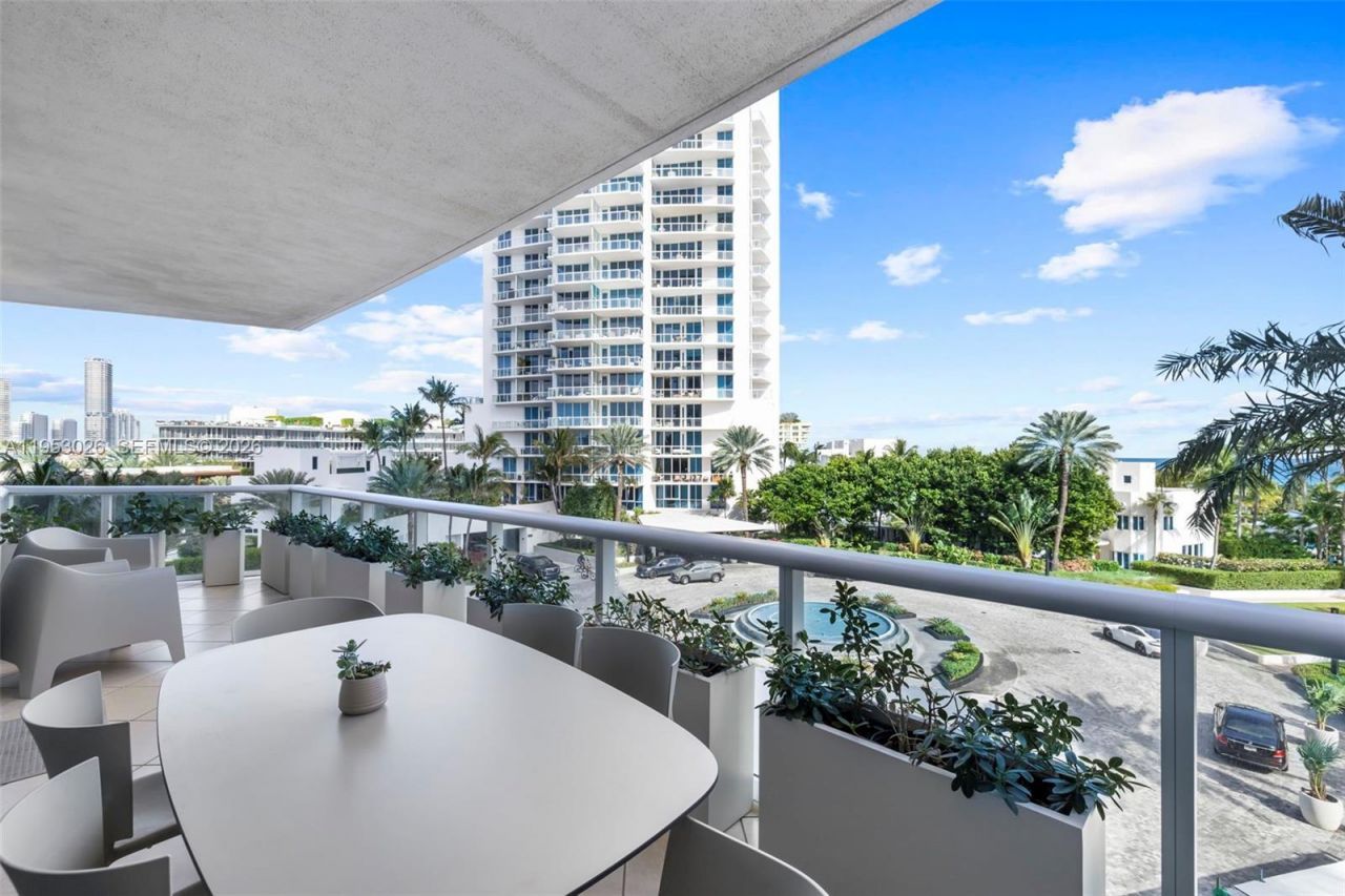100 S Pointe Dr , Unit 509, Miami Beach, FL 33139 Photo