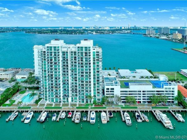 7930 East Dr, Unit 1505, North Bay Village, FL 33141