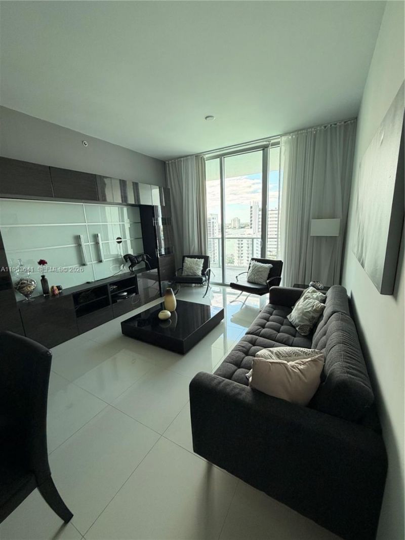 7930 East Dr, Unit 1505, North Bay Village, FL 33141 Photo