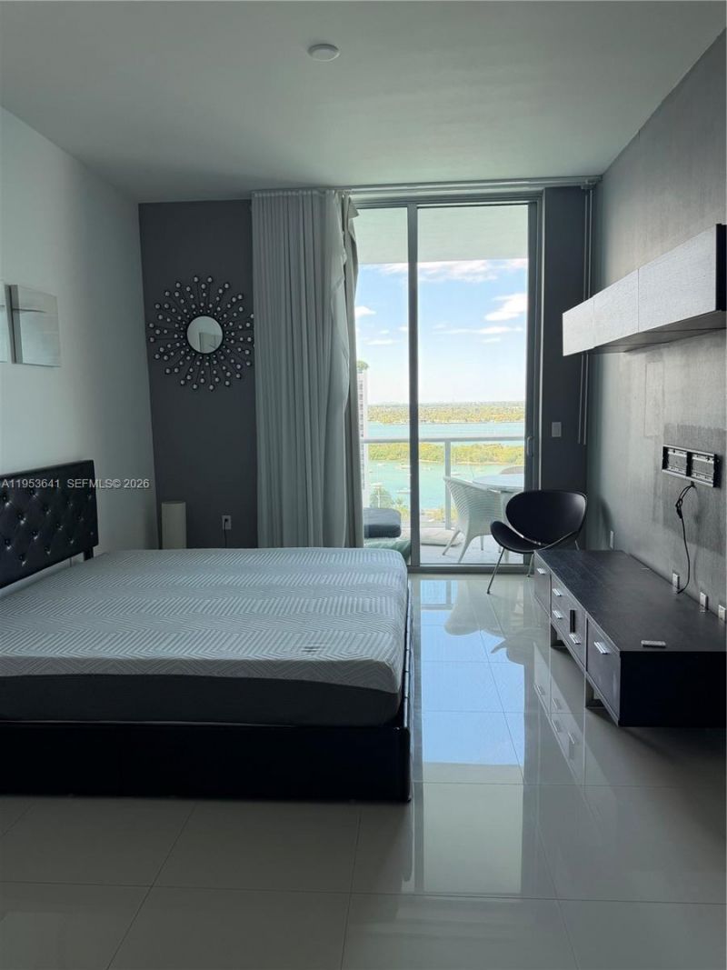 7930 East Dr, Unit 1505, North Bay Village, FL 33141 Photo