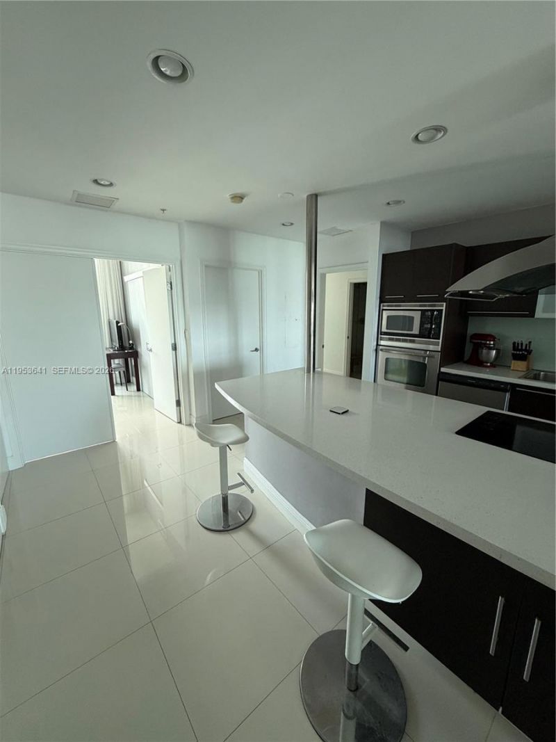 7930 East Dr, Unit 1505, North Bay Village, FL 33141 Photo