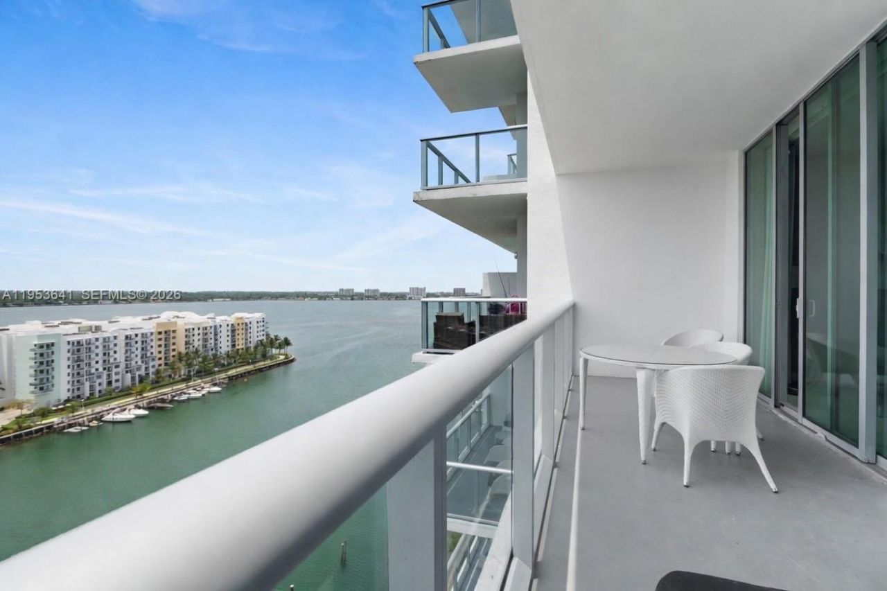 7930 East Dr, Unit 1505, North Bay Village, FL 33141 Photo