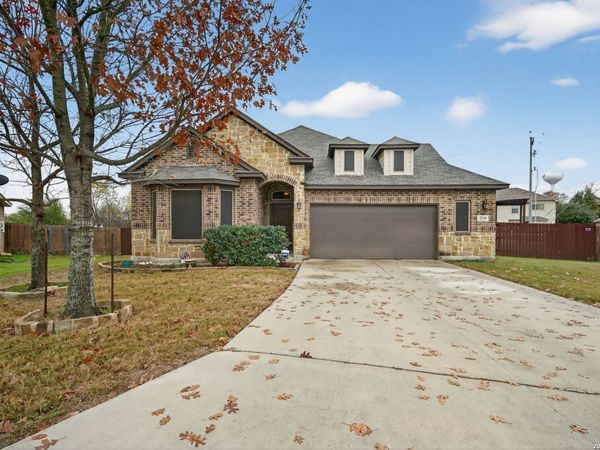 2230 Sun Stone Pl, New Braunfels, TX 78130