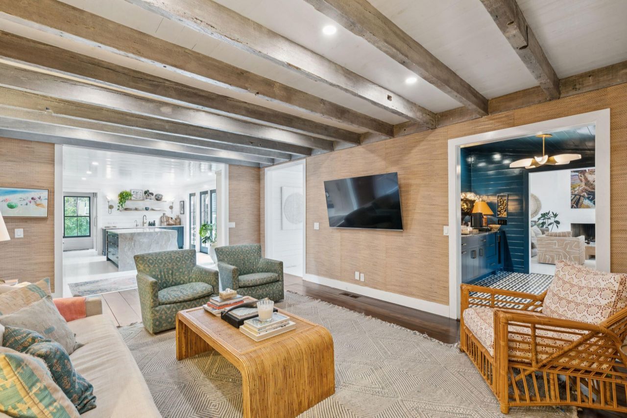 242 Middle Street Photo 30