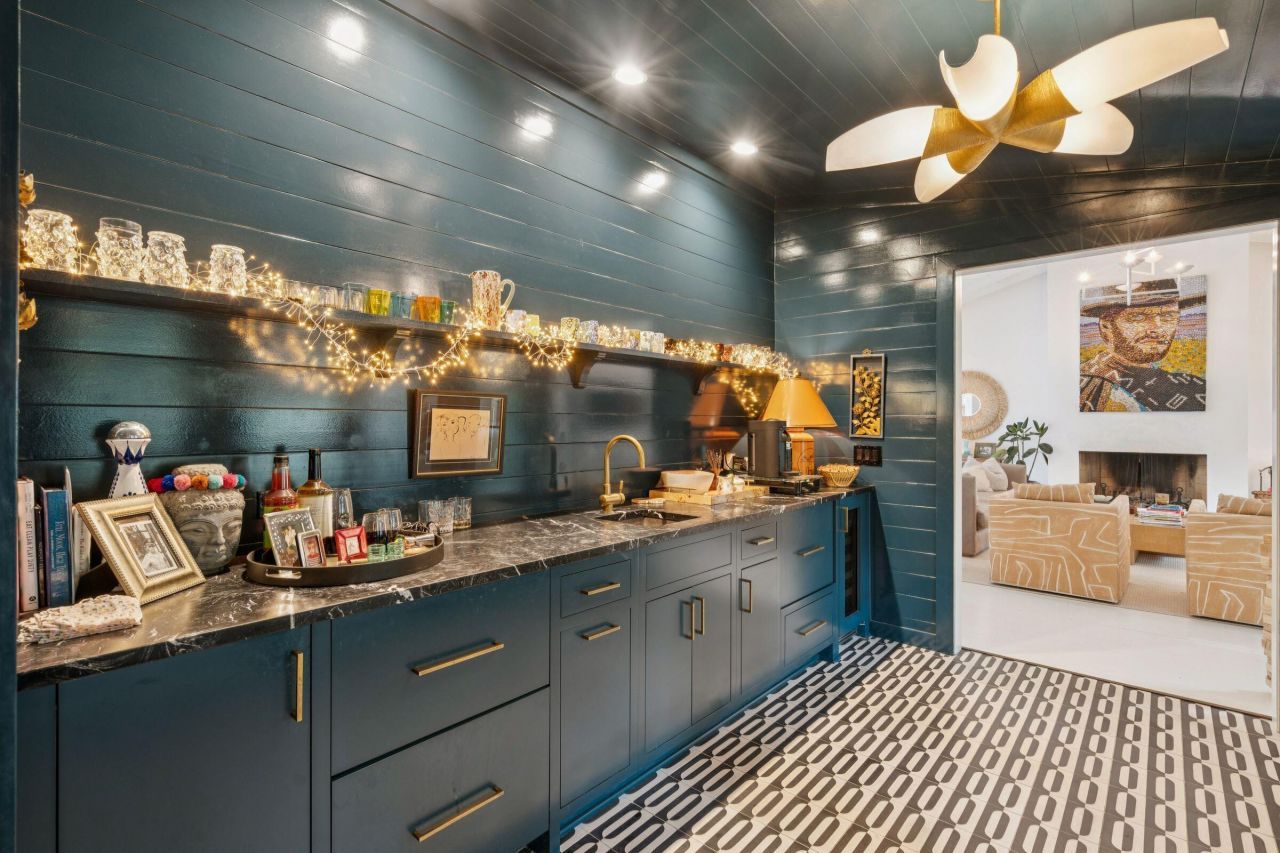 242 Middle Street Photo 33