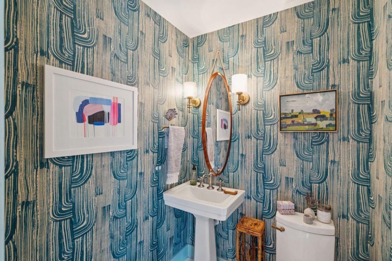 242 Middle Street Photo 40