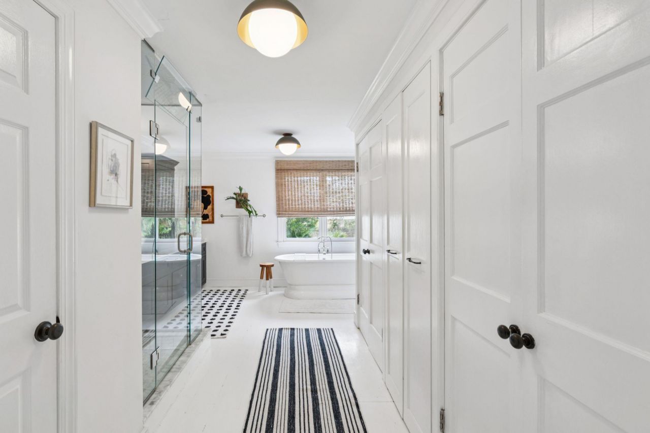 242 Middle Street Photo 52