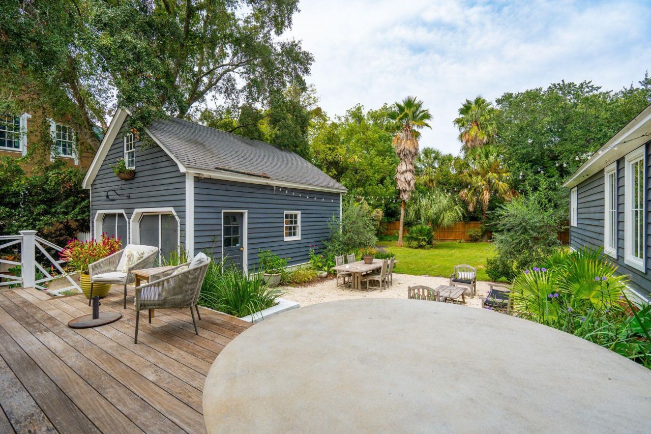 242 Middle Street Photo 85