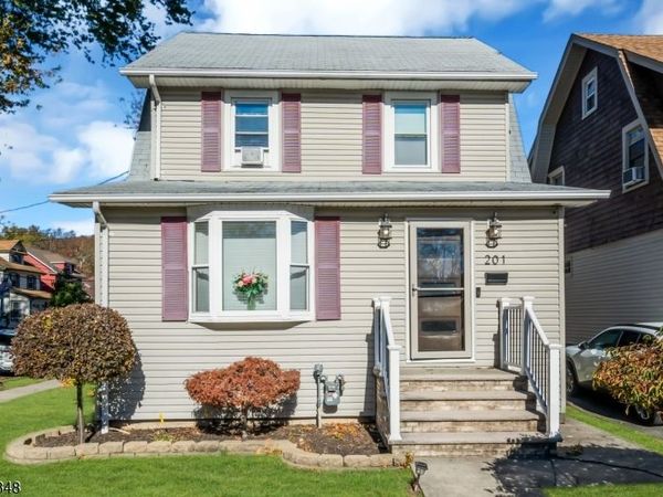 201 E Lincoln Ave, Roselle Park, NJ 07204
