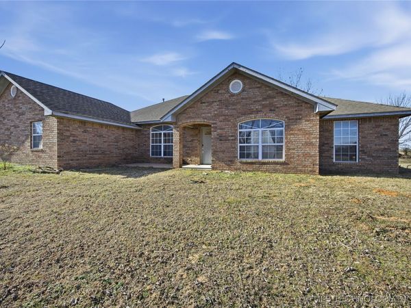15315 N 247th Road, Okmulgee, OK 74447