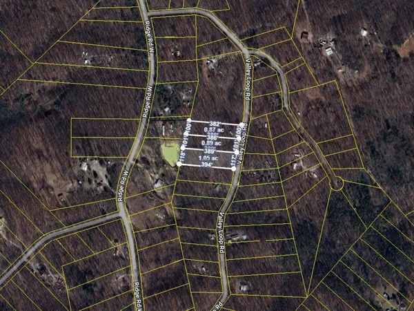 363 Valley Loop, Crossville, TN 38572