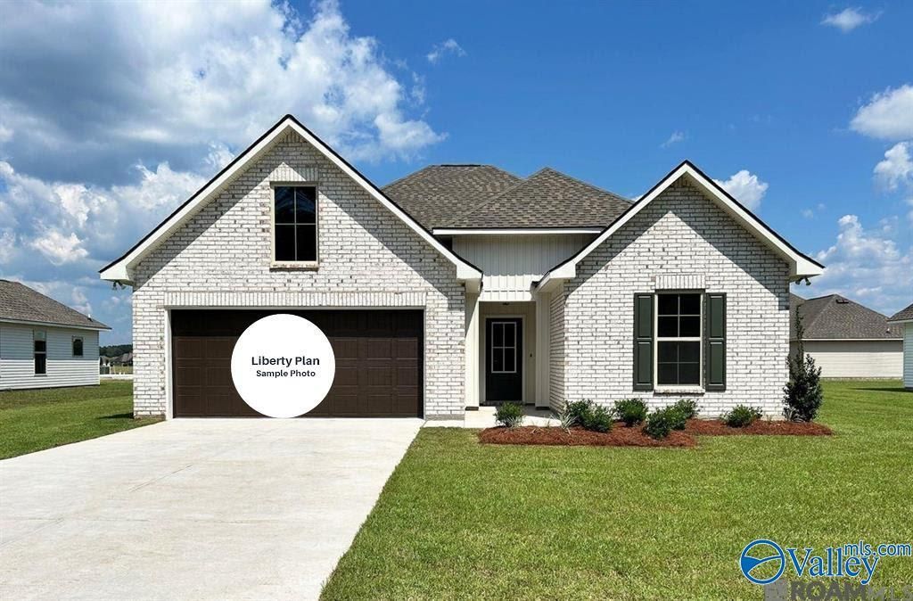 129 Parvin Way Drive, Hazel Green, AL 35750 Main Photo