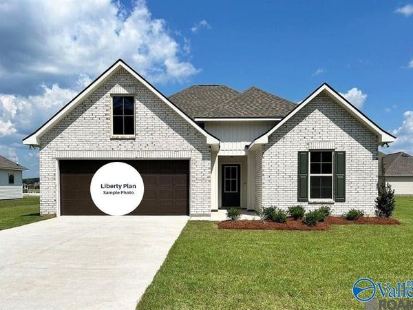 129 Parvin Way Drive, Hazel Green, AL 35750