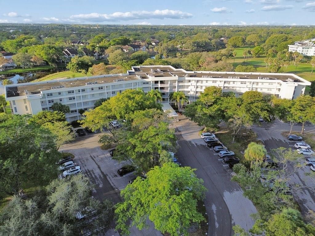 821 Cypress Boulevard, Unit 408, Pompano Beach, FL 33069 Photo