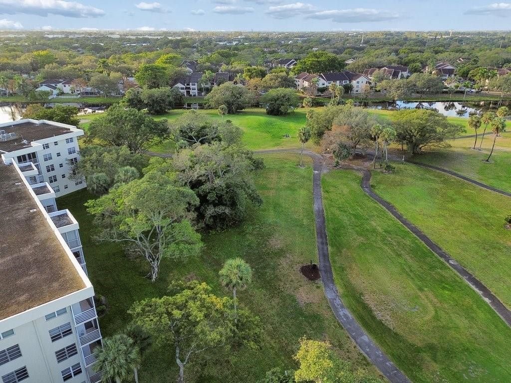 821 Cypress Boulevard, Unit 408, Pompano Beach, FL 33069 Photo