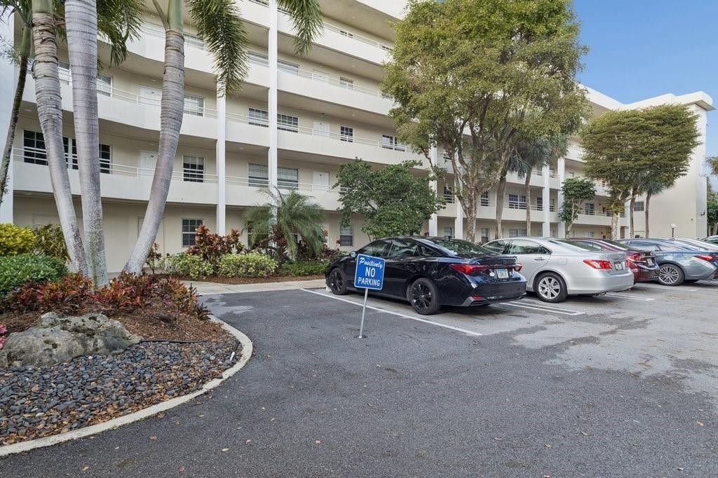 821 Cypress Boulevard, Unit 408, Pompano Beach, FL 33069 Photo