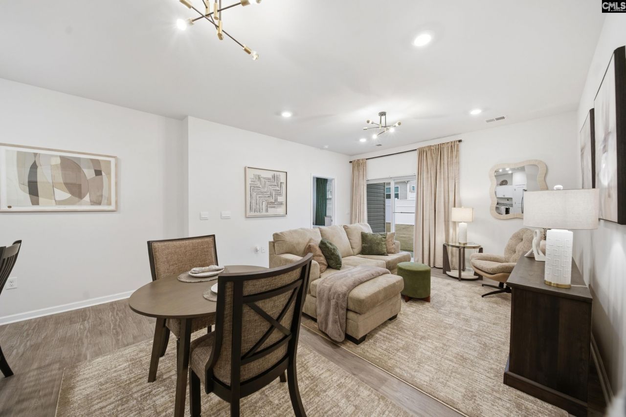 23 Edgebrook Photo 20