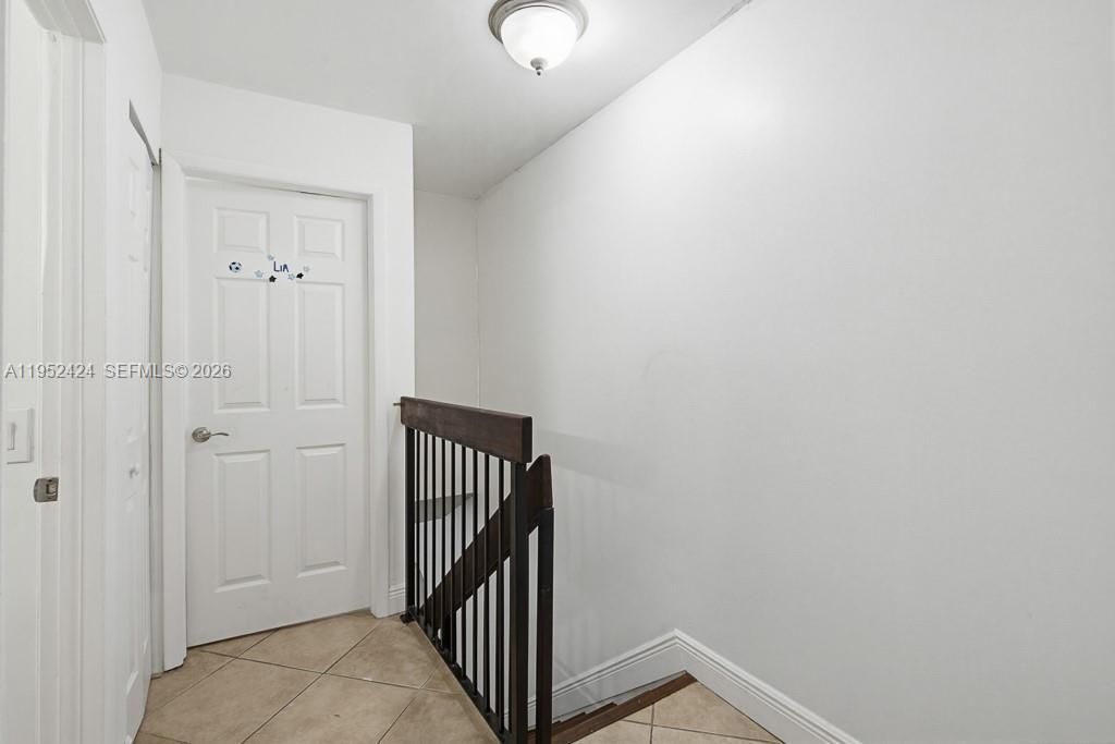 560 NW 82nd Pl, Unit 306, Miami, FL 33126 Photo