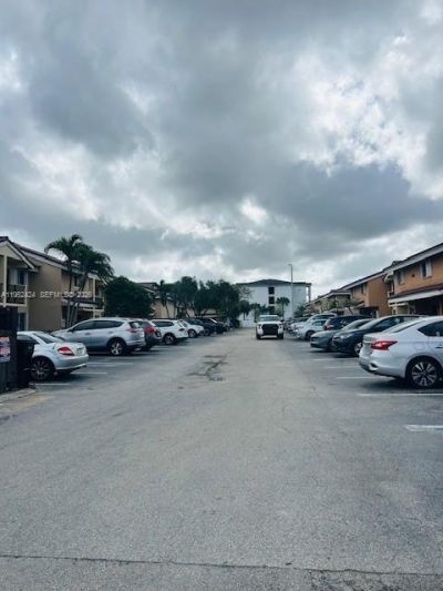 560 NW 82nd Pl, Unit 306, Miami, FL 33126 Photo