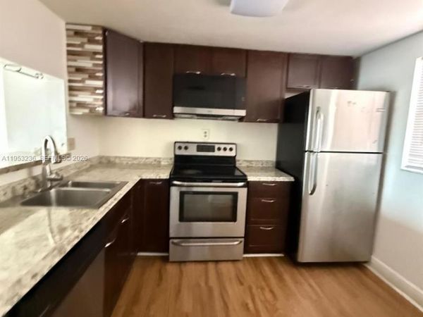 19715 SW 114th Ave, Unit 357, Miami, FL 33157