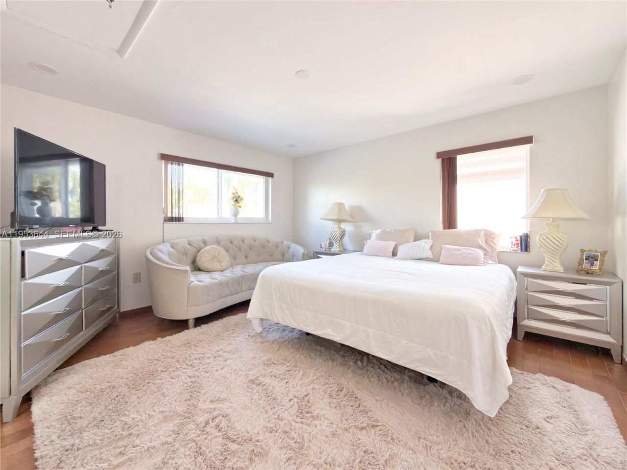 12415 NW 7th St, Miami, FL 33182 Photo