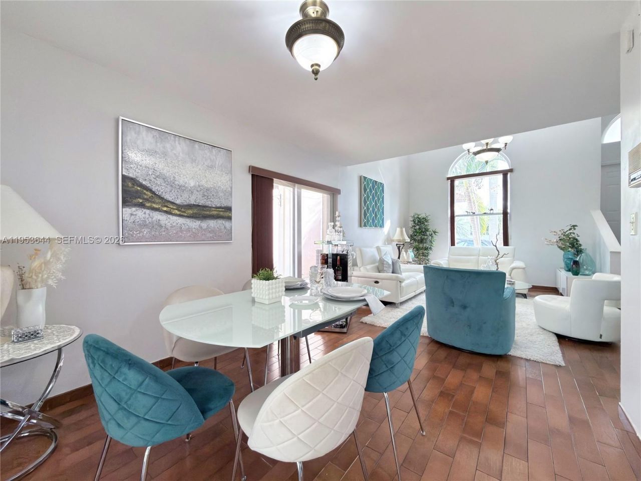 12415 NW 7th St, Miami, FL 33182 Photo