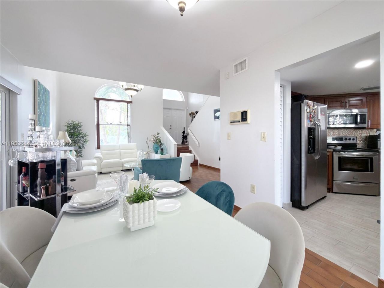 12415 NW 7th St, Miami, FL 33182 Photo