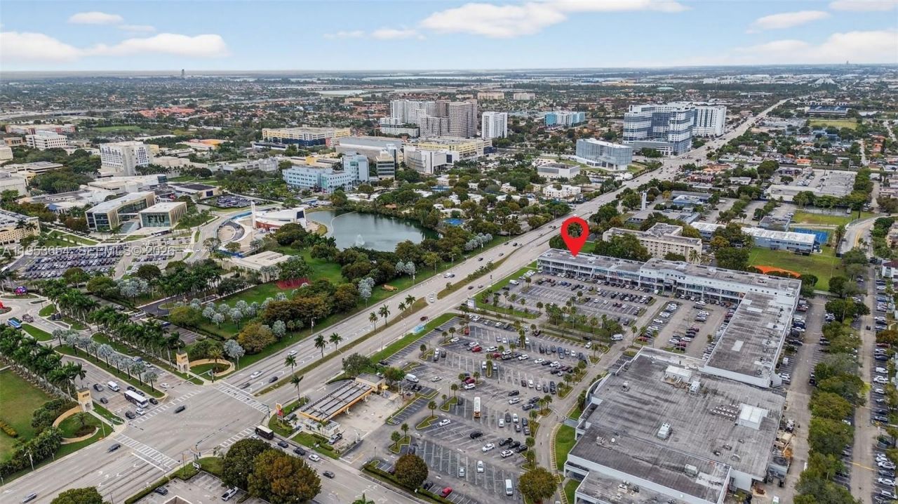 Beauty Salon Suites For Rent Now Right In Front Of, Miami, FL 33174 Photo