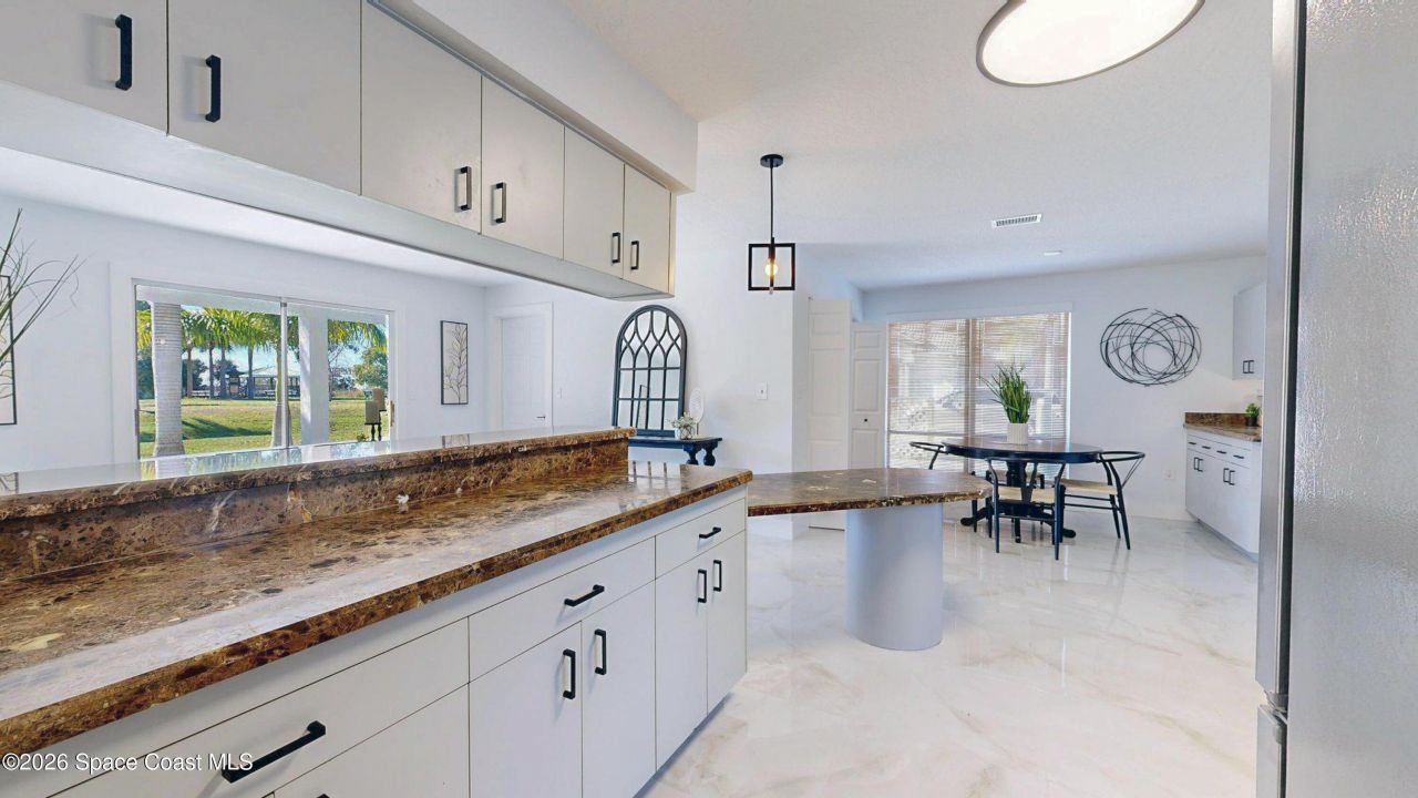 807 W Central Boulevard, Cape Canaveral, FL 32920 Photo
