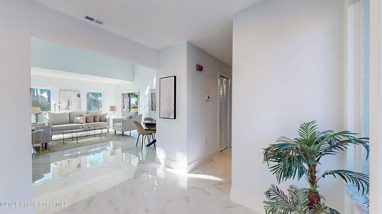 807 W Central Boulevard, Cape Canaveral, FL 32920 Photo