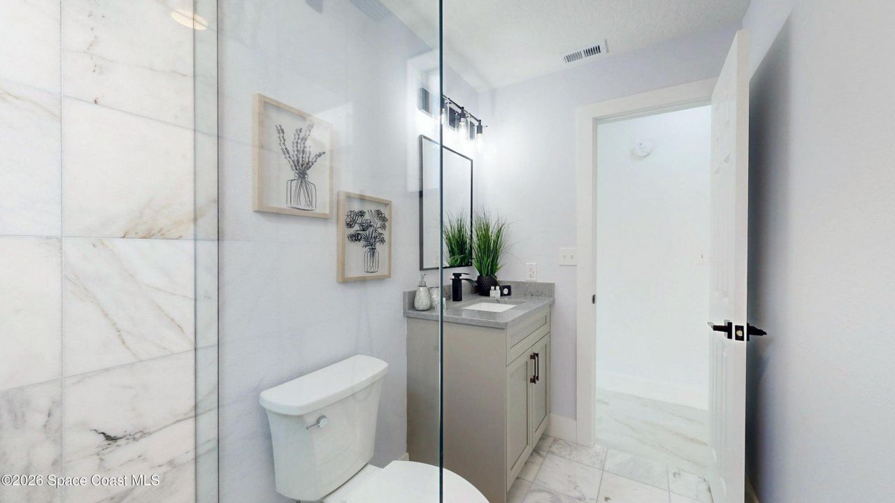 807 W Central Boulevard, Cape Canaveral, FL 32920 Photo