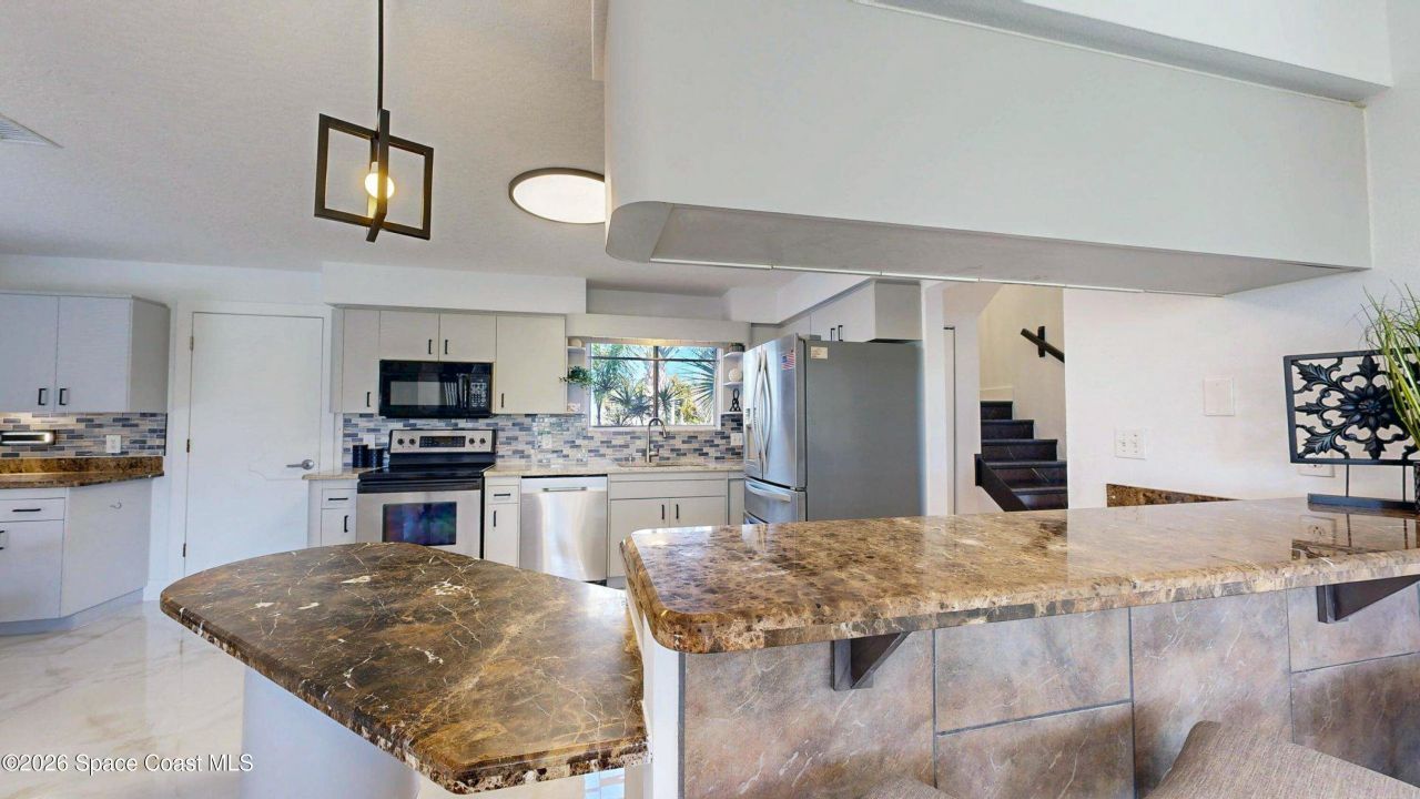 807 W Central Boulevard, Cape Canaveral, FL 32920 Photo