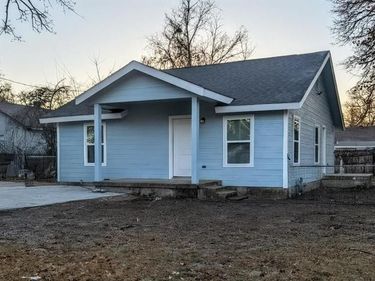 1207 Wayne Street, Fort Worth, TX 76117