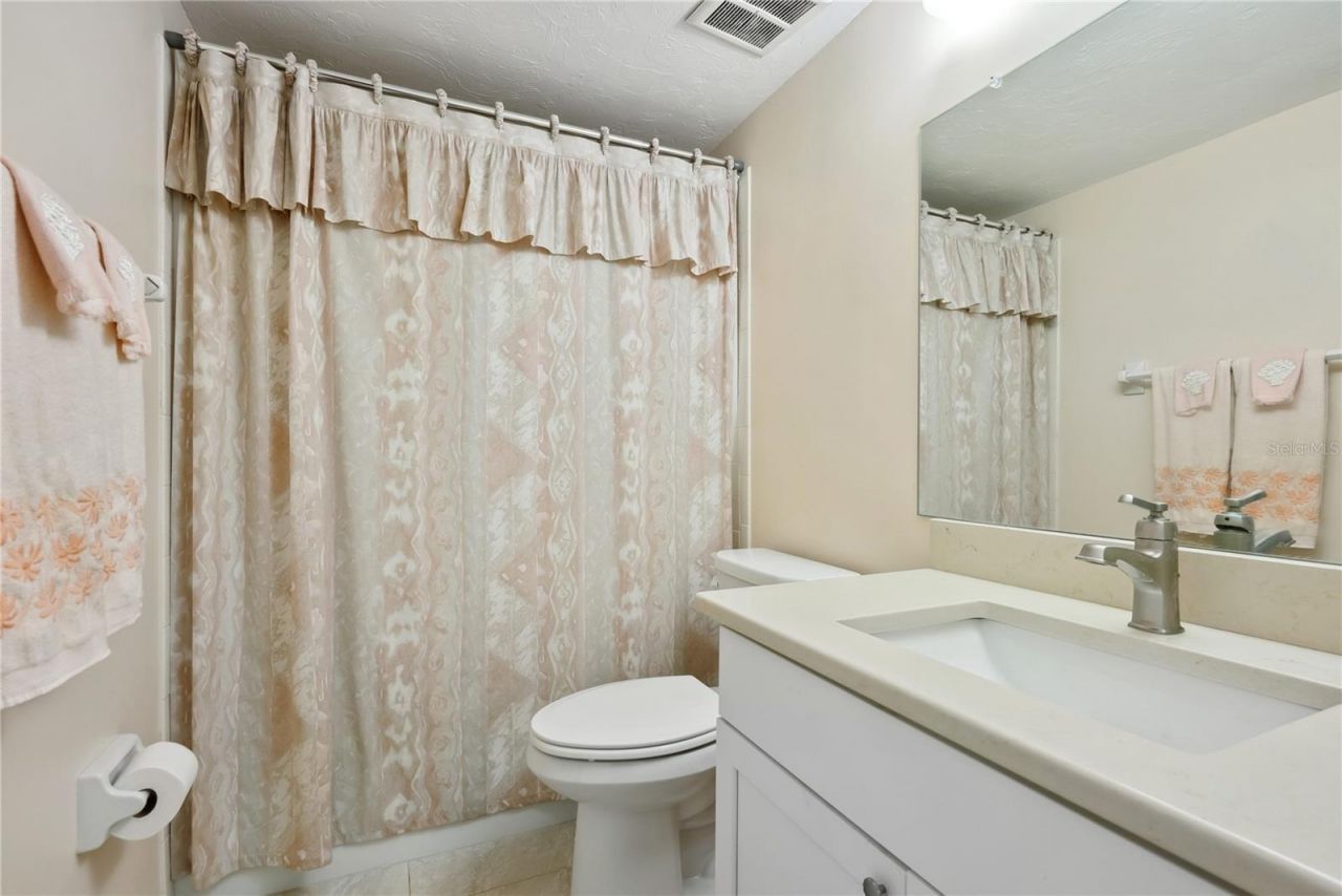 4311 Gulf Of Mexico Drive, Unit 501, Longboat Key, FL 34228 Photo