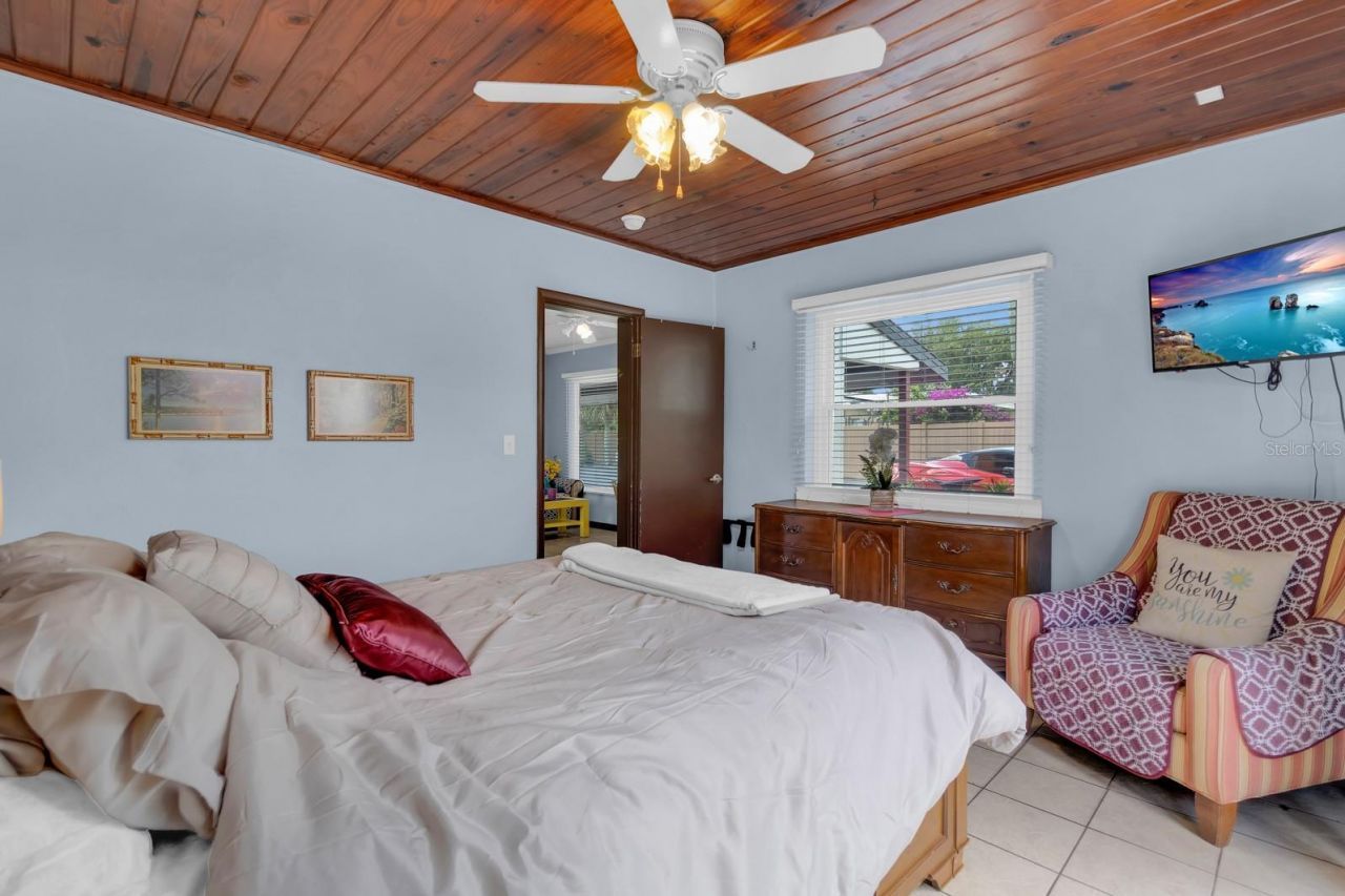 6264 Alligator Lake Shore E, Saint Cloud, FL 34771 Photo