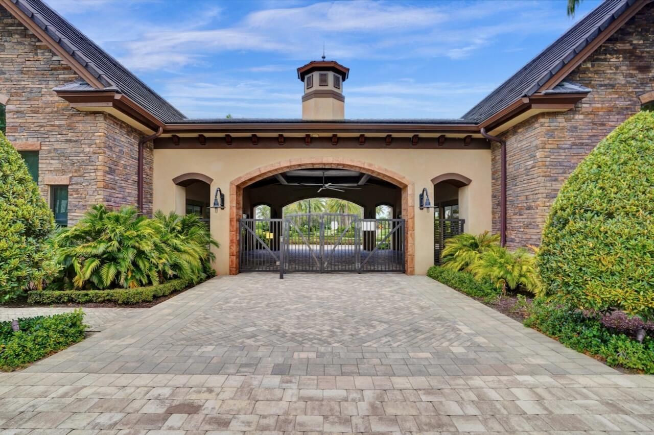 8355 Grand Prix Lane, Boynton Beach, FL 33472 Photo