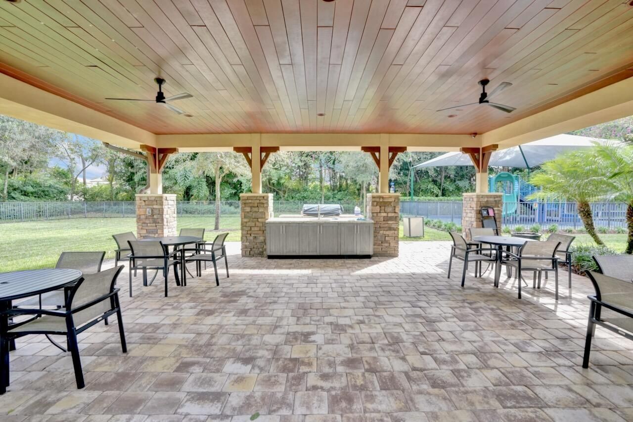 8355 Grand Prix Lane, Boynton Beach, FL 33472 Photo