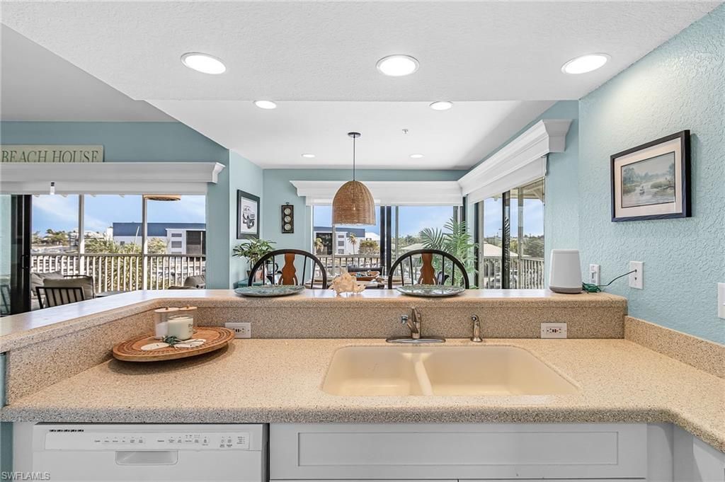 16641 Stringfellow Rd, Unit 506, Bokeelia, FL 33922 Photo