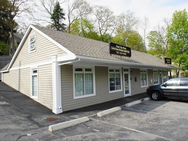 1451 High St, Westwood, MA 02090