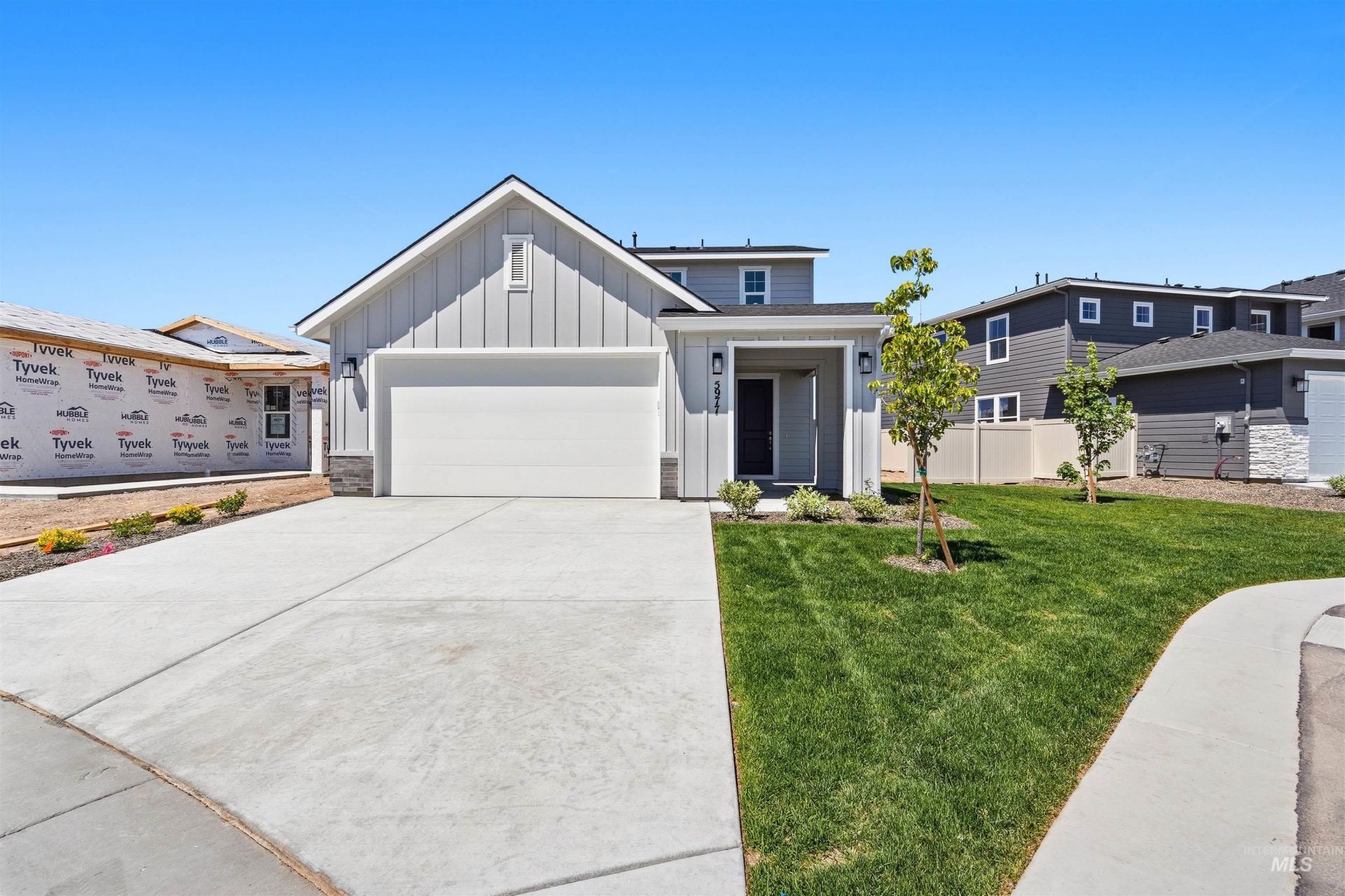 5977 N Backfire Way, Meridian, ID 83646 Main Photo