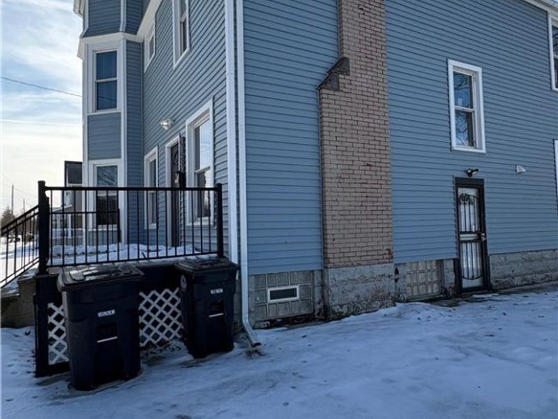 2164 E 87th Street, Cleveland, OH 44106 Photo 47