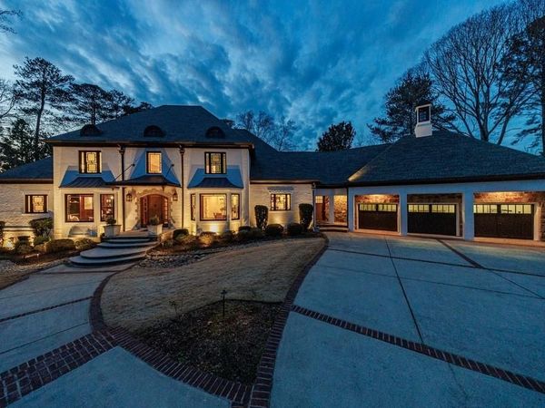 4500 Powers Ferry Road, Atlanta, GA 30327