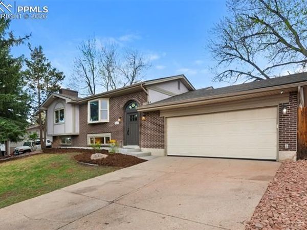 2620 Penacho Circle, Colorado Springs, CO 80917