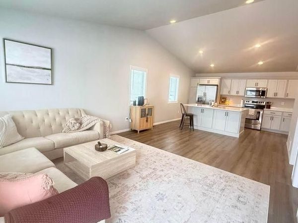 1270 Rachel Drive W, West Fargo, ND 58078